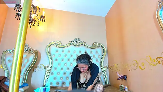 Celeste Baker  online show from December 2024 03:42:01 PM