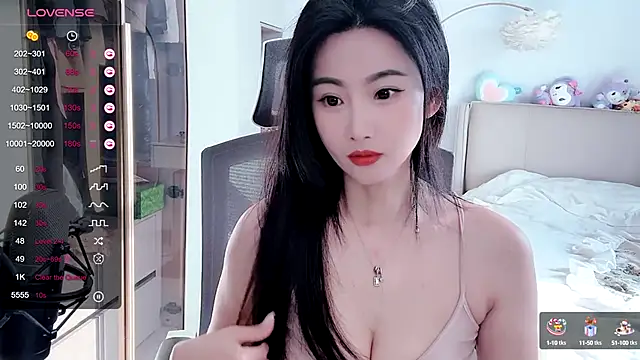 Snapshot of FeiFei-babe chatting on December 2024 05:26:01 AM FeiFei-babe online show from December 2024 05:26:01 AM