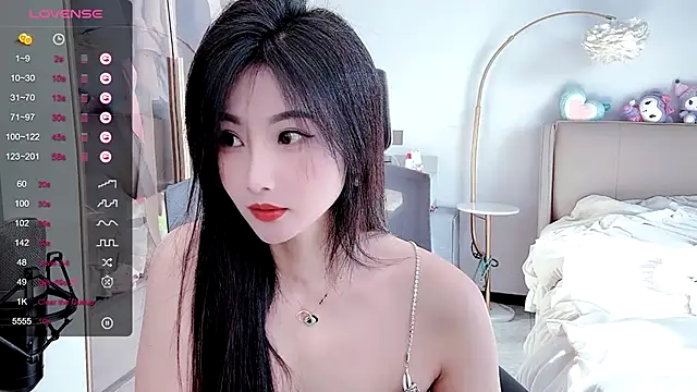 Snapshot of FeiFei-babe chatting on January 2025 03:40:01 AM FeiFei-babe online show from January 2025 03:40:01 AM