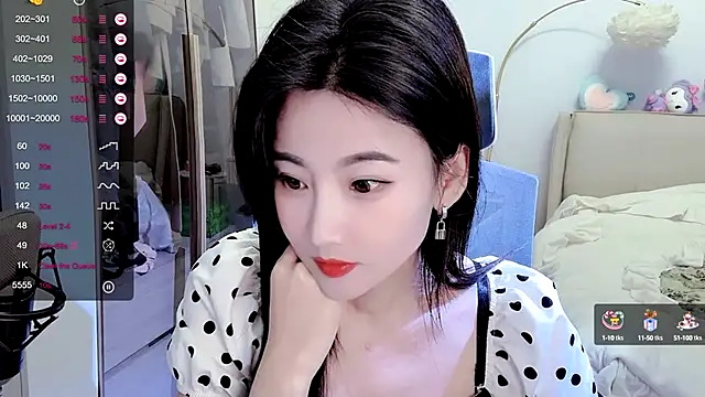 Snapshot of FeiFei-babe chatting on January 2025 02:34:01 PM FeiFei-babe online show from January 2025 02:34:01 PM