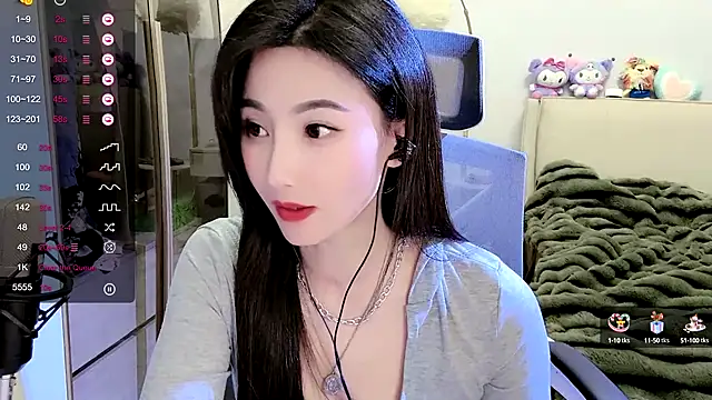Snapshot of FeiFei-babe chatting on February 2025 08:38:02 PM FeiFei-babe online show from February 2025 08:38:02 PM