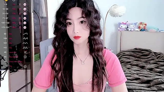 Snapshot of FeiFei-babe chatting on February 2025 04:44:02 AM FeiFei-babe online show from February 2025 04:44:02 AM