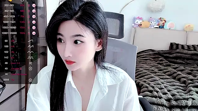 Snapshot of FeiFei-babe chatting on March 2025 06:21:02 AM FeiFei-babe online show from March 2025 06:21:02 AM