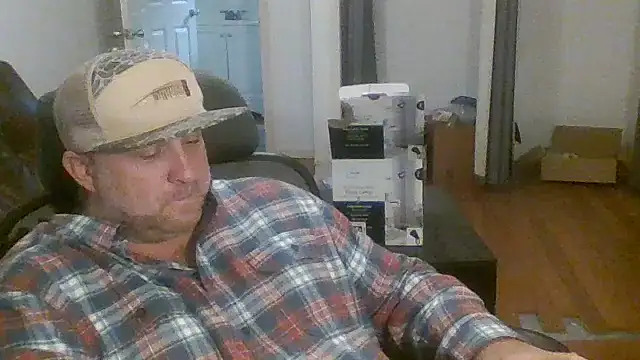 poundyouout69 online show from December 2025 04:37:02 PM