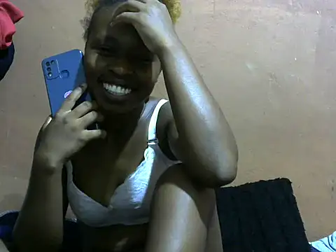 Snapshot of sexy-rosie chatting on January 2025 05:30:01 PM sexy-rosie online show from January 2025 05:30:01 PM