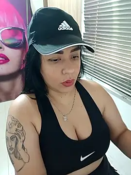 marta201 alfaro online show from November 2025 01:31:01 PM