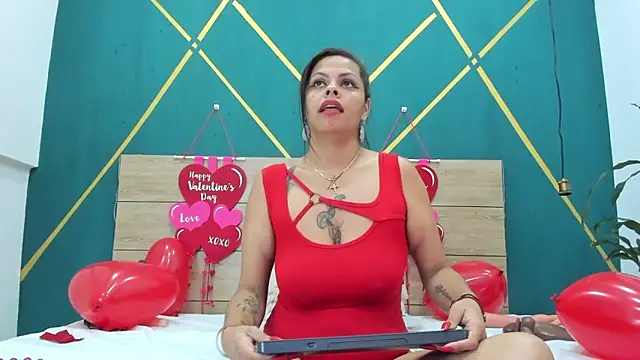 Luna smit08 online show from February 2025 02:04:01 AM