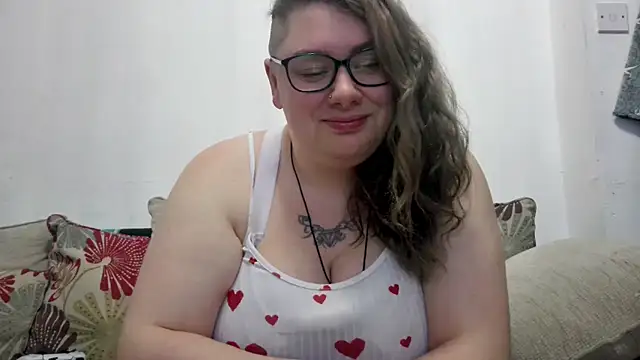 Bustycurves online show from January 2026 12:37:01 AM