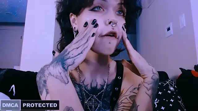 NaughtyLittleFox online show from March 2026 06:13:02 AM