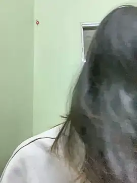 Snapshot of minmin2kk5 chatting on January 2025 01:31:01 AM minmin2kk5 online show from January 2025 01:31:01 AM