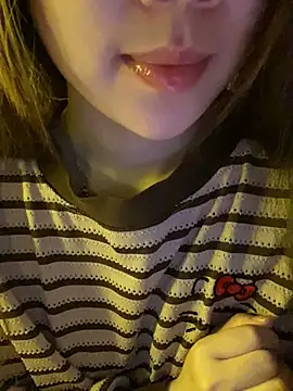 minmin2kk5 online show from February 2026 03:44:02 PM