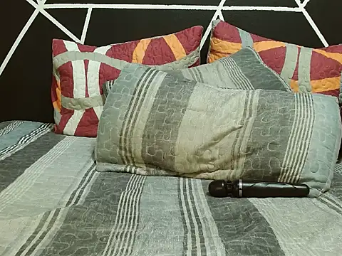 YummyChocolatexx2 online show from March 2025 04:50:02 AM