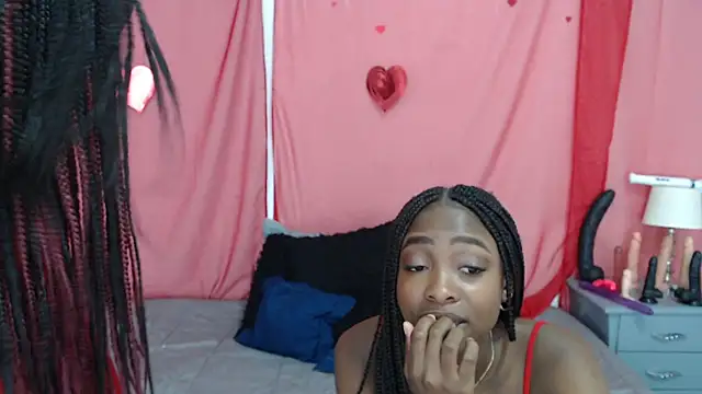 Nicole Colette  online show from March 2025 12:15:01 PM