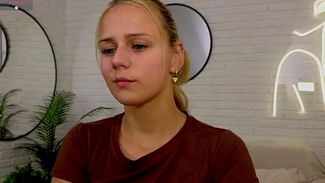 Wendy D0ll online show from April 2026 09:04:02 PM