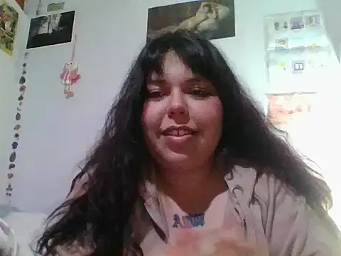 Snapshot of scarletttlove chatting on July 2026 01:09:02 AM scarletttlove online show from July 2026 01:09:02 AM