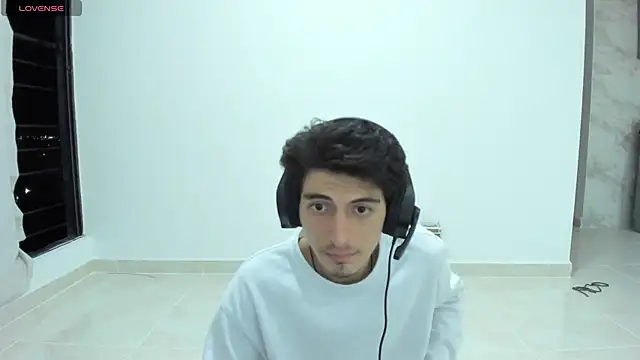 Sebastian adams2001 online show from September 2025 01:54:02 AM