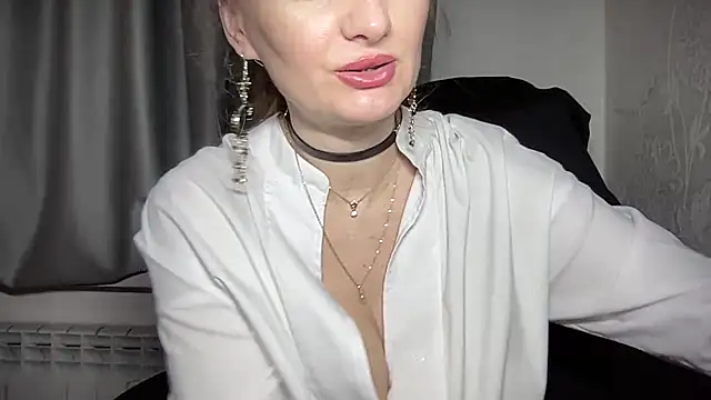 Viola sweet online show from February 2025 11:58:02 PM