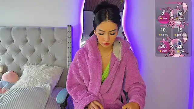 Snapshot of Violet_Rost chatting on March 2025 02:19:02 PM Violet Rost online show from March 2025 02:19:02 PM