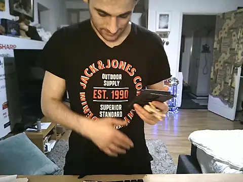 mihaimichael online show from November 2025 02:36:02 AM