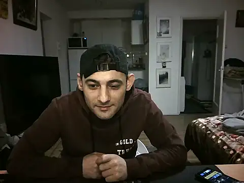 mihaimichael online show from April 2026 01:01:02 AM