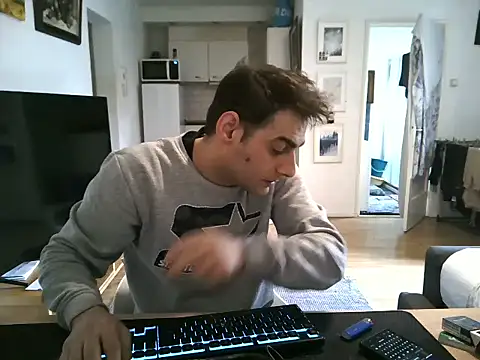 mihaimichael online show from April 2026 10:08:02 AM