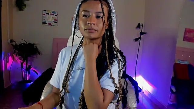 Snapshot of keyla_roberts777 chatting on December 2024 08:06:02 PM keyla roberts777 online show from December 2024 08:06:02 PM