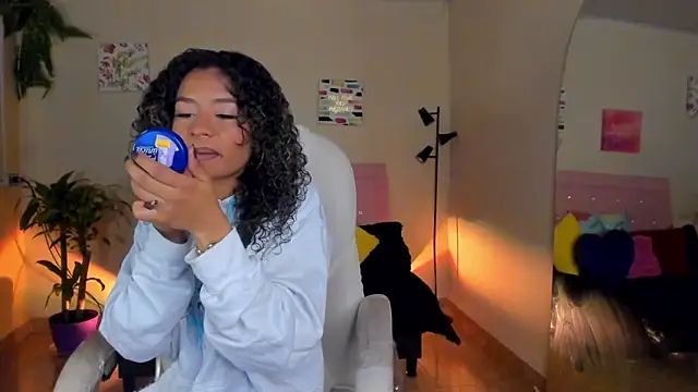 Snapshot of keyla_roberts777 chatting on January 2025 03:42:02 AM keyla roberts777 online show from January 2025 03:42:02 AM