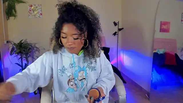 Snapshot of keyla_roberts777 chatting on January 2025 06:47:02 AM keyla roberts777 online show from January 2025 06:47:02 AM