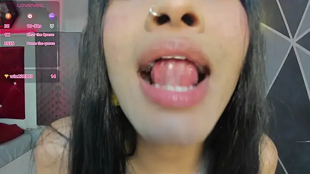 Snapshot of Karoll014 chatting on December 2024 11:40:01 AM Karoll014 online show from December 2024 11:40:01 AM