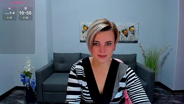 Julia Wilsone online show from November 2025 06:38:02 AM