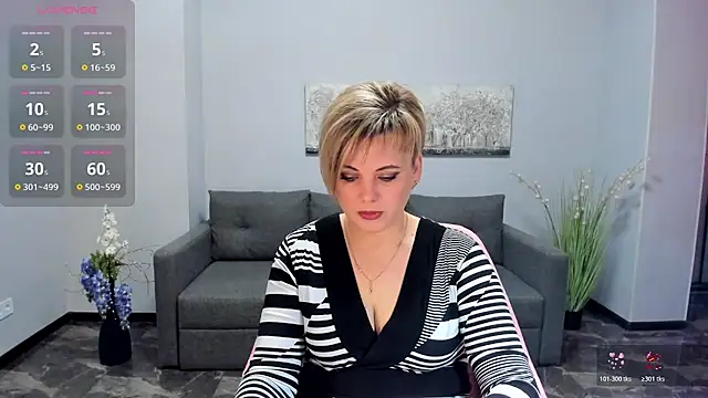 Julia Wilsone online show from January 2026 06:52:02 AM