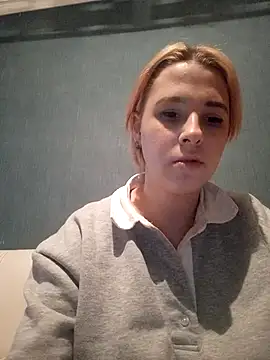 Gussie Bridie online show from December 2024 03:17:01 PM