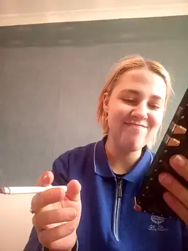 Gussie Bridie online show from February 2025 06:51:02 AM