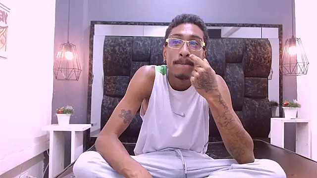 Jose Smoke online show from January 2025 03:31:01 AM
