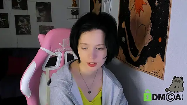 Alina Mills online show from December 2024 05:10:02 PM