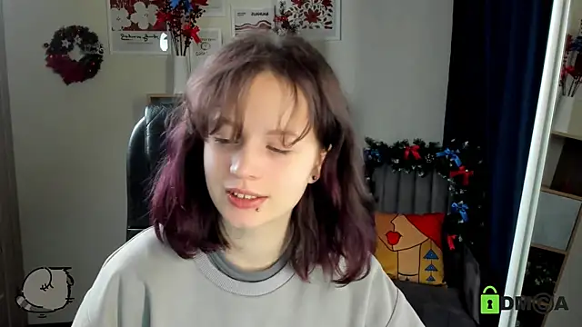 Alina Mills online show from December 2025 09:16:01 AM