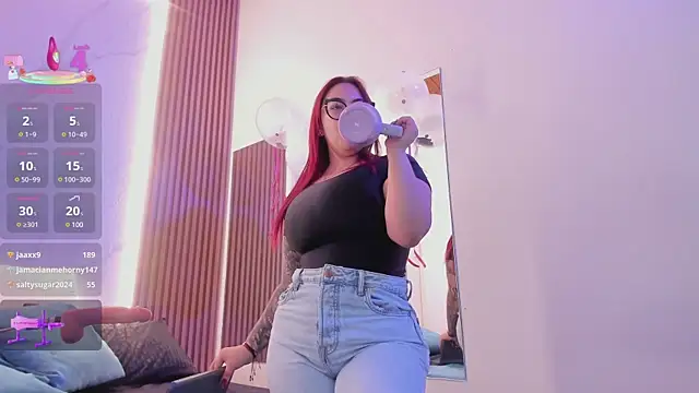 juicy led  online show from February 2025 08:36:02 PM