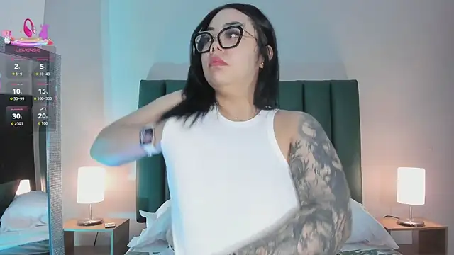 Snapshot of juicy_led_ chatting on February 2026 11:10:01 AM juicy led online show from February 2026 11:10:01 AM