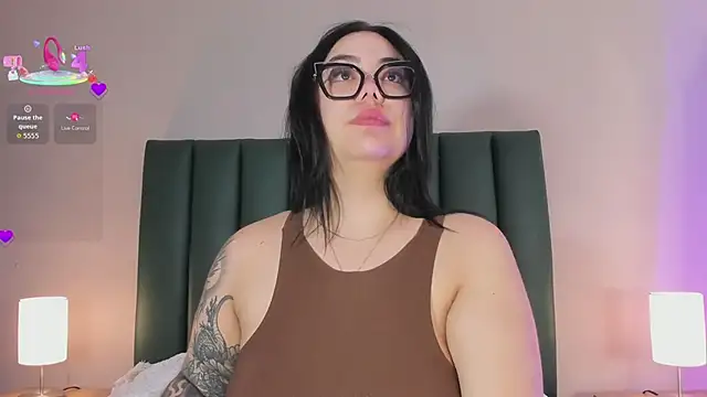 Snapshot of juicy_led_ chatting on April 2026 11:12:01 AM juicy led online show from April 2026 11:12:01 AM