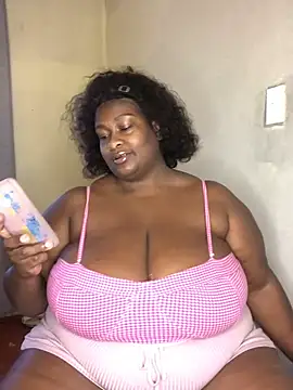 Snapshot of bustytitsxxx chatting on May 2026 05:58:01 AM bustytitsxxx online show from May 2026 05:58:01 AM