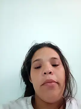 Alisonn Guzman  online show from December 2024 09:04:01 PM