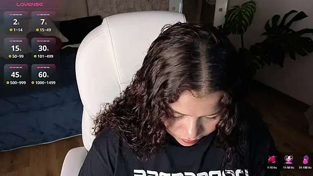 loly marce online show from November 2025 09:26:02 PM