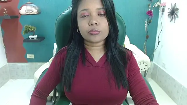 Snapshot of Melikasweetz chatting on December 2024 05:42:02 PM Melikasweetz online show from December 2024 05:42:02 PM