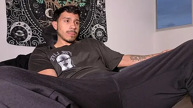 Snapshot of JayMarcos_ chatting on September 2025 10:58:02 PM JayMarcos online show from September 2025 10:58:02 PM