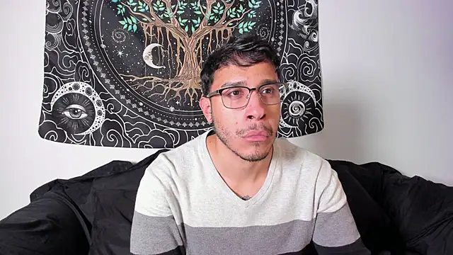 Snapshot of JayMarcos_ chatting on October 2025 04:40:02 AM JayMarcos online show from October 2025 04:40:02 AM