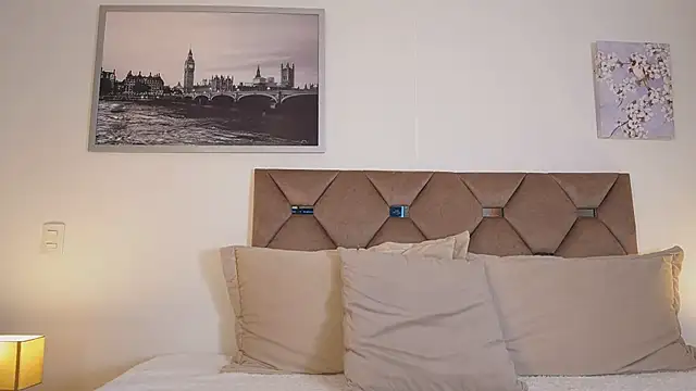 Gabbysantos  online show from September 2025 09:48:02 PM