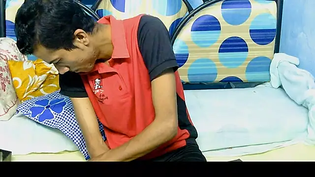 Snapshot of Alex_Suman25 chatting on March 2025 12:33:02 PM Alex Suman25 online show from March 2025 12:33:02 PM