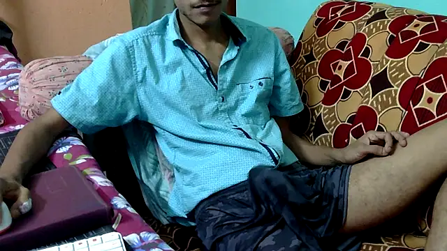 Snapshot of Alex_Suman25 chatting on October 2025 07:36:02 PM Alex Suman25 online show from October 2025 07:36:02 PM