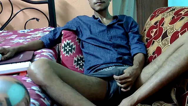 Snapshot of Alex_Suman25 chatting on October 2025 07:19:02 PM Alex Suman25 online show from October 2025 07:19:02 PM