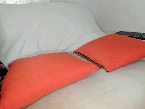 Snapshot of Mamii_water chatting on October 2025 10:38:01 AM Mamii water online show from October 2025 10:38:01 AM